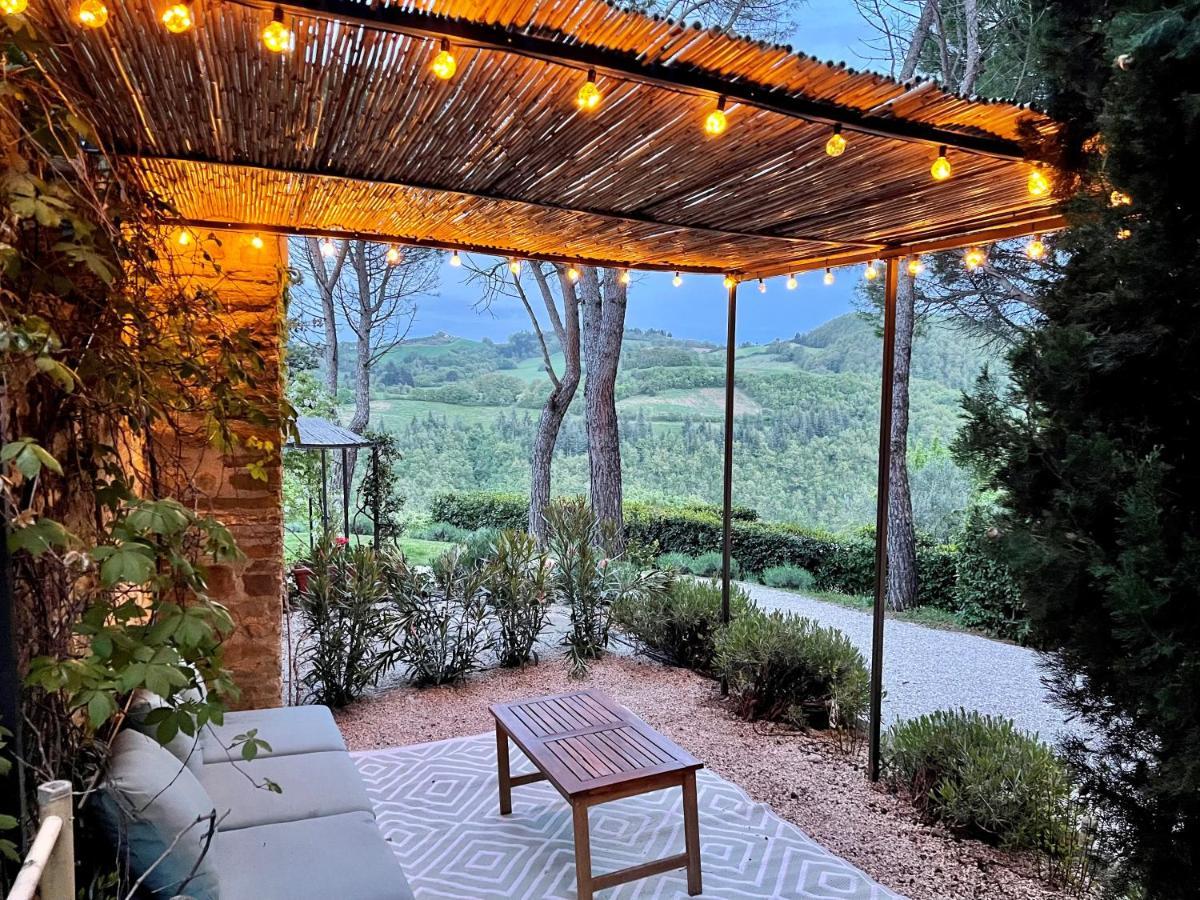 La Panoramica Gubbio - Maison De Charme - Casette E Appartamenti Self Catering Per Vacanze Meravigliose! Extérieur photo